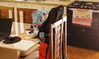 Imagem 7: Casa com 2 dormitórios (1 Suíte), sala ampla, 3 banheiros, 7 vagas de garagem