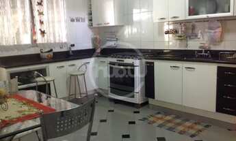 Imagem 4: Casa com 4 dormitórios à venda em Contagem