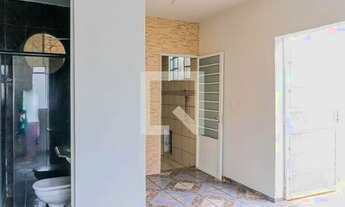 Imagem 3: Casa para Aluguel - Maria Helena, 2 Quartos, 50 m2