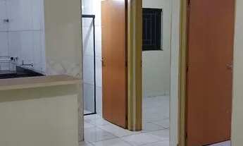 Imagem 2: Alugo Apartamento 2 Qts + Garagem Coberta R$ 550,00