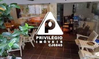 Imagem 7: Casa de rua à venda, 4 quartos, 1 suíte, 2 vagas, Laranjeiras - RIO DE JANEIRO/RJ