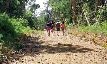 Imagem 3: Vendo lotes na AM O10 KM 37. Comunidade do Leão