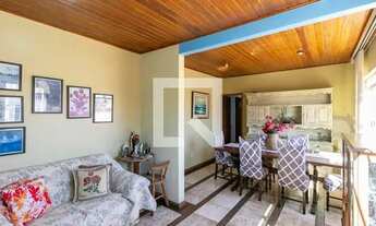 Imagem: Casa para Aluguel - Carlos Prates, 3 Quartos