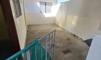 Imagem 2: Casa 3 comodos no Embu