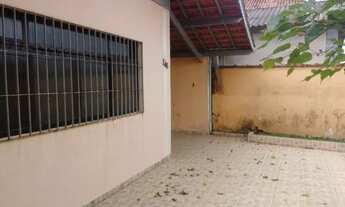 Imagem 3: Térrea para venda possui 85 metros quadrados com 2 quartos