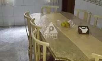 Imagem 6: Casa triplex, 3 quartos/ 2 suítes, vaga em box/ corpo da casa