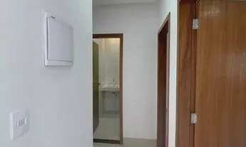 Imagem 5: Casa para venda tem 120 metros quadrados com 2 quartos em Água Verde - Curitiba - PR