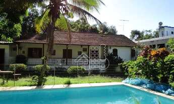 Imagem: Casa com 4 dormitórios para alugar, 220