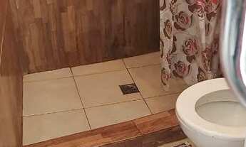 Imagem 6: Alugo kitnet mobiliada 900 reais bairro leme/Copacabana