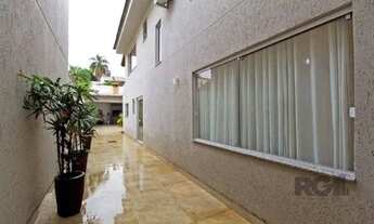 Imagem 2: Casa sobrado no bairro Santo Antônio de 4 dormitórios e 3 vagas