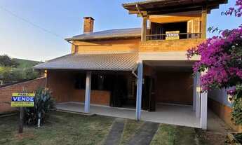 Imagem: Sobrado para venda tem 230 metros quadrados