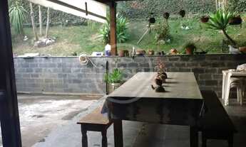 Imagem 5: Casa com 4 dormitórios à venda em Contagem