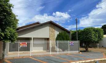 Imagem: Casa à venda no bairro Monte Castelo