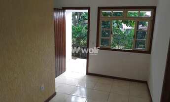 Imagem 7: MARAVILHOSA RESIDÊNCIA COM PÁTIO / 02 DORM / ESTAC