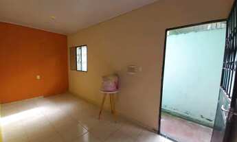 Imagem 7: O imóvel possui 5 apartamentos tipo KITNETS disponível para venda no Bairro Santa Etelvina