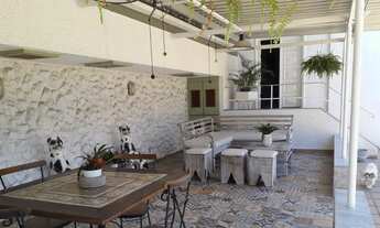 Imagem 7: Casa para venda possui 780 metros quadrados com 4 quartos em Cosme Velho - Rio de Janeiro