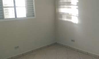 Imagem 6: Térrea para aluguel possui 70 metros quadrados com 2 quartos em Vila Baruel - São Paulo