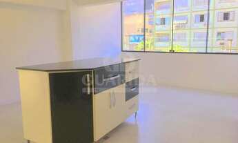 Imagem 5: Apartamento para comprar no bairro Floresta - Porto Alegre com 4 quartos