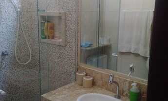 Imagem 2: Sobrado para venda com 180 metros quadrados com 3 quartos