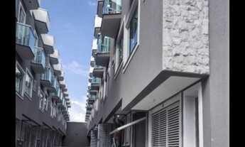 Imagem 2: Casa de condomínio sobrado 83 m2 2 suítes, 3 banheiros, 1 vg, churrasqueira, próximo ao m