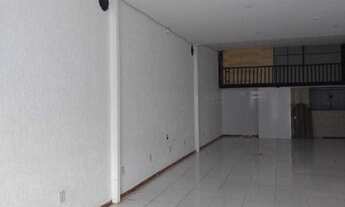 Imagem 6: Galpão para aluguel tem 400 metros quadrados com 5 salas