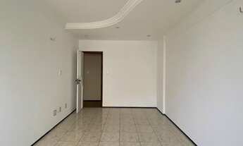 Imagem 7: Apartamento com dois quartos e uma suíte no<br>Renascença