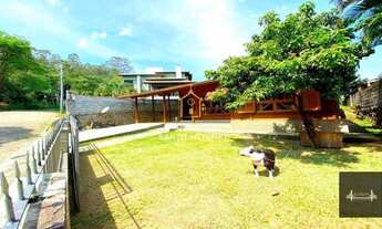 Imagem 4: Casa no alto de Cacupé, terreno potencial para construir uma casa de alto padrão