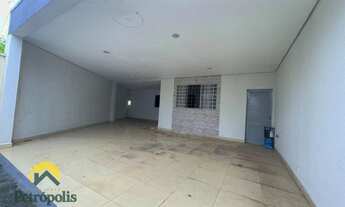 Imagem: Casa com 3 Quarto à venda, 200 m² por