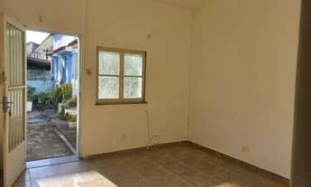 Imagem 4: Casa de vila para aluguel e venda possui 45 metros quadrados com 2 quartos