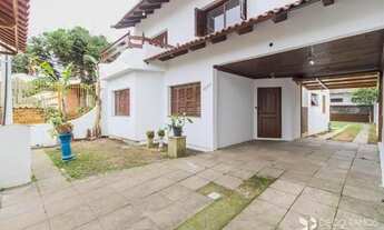 Imagem 2: Casa com 4 dormitórios à venda, 304 m² por R$ 500.000,00 - Camaquã - Porto Alegre/RS