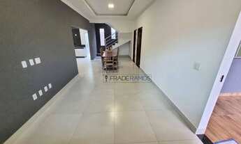 Imagem 2: Casa com 3 dormitórios para alugar, 115 m² por R$ 3.700,00/mês - Setor Goiânia 2 - Goiânia