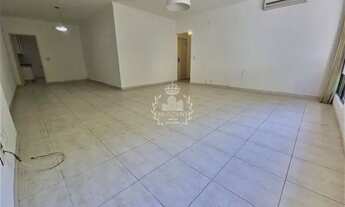 Imagem 2: Apartamento para venda com 182 metros quadrados com 4 quartos em Leblon - Rio de Janeiro