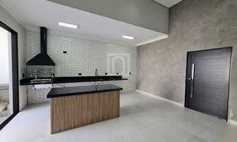 Imagem 2: Casa em condomínio com 3 suítes, sendo 3 quartos