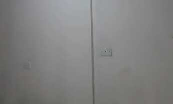 Imagem 3: ALUGO KIT NET Casa com 1 dormitório