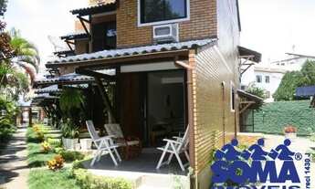 Imagem 4: Sobrado para aluguel de temporada com 4 dormitórios, pé na areia!