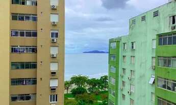 Imagem 3: Esquina com a Praia na Aparecida - 2 Dorms - Semi-Mobiliado- Pacote - Amplo