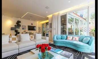 Imagem 3: Casa em condomínio estilo europeu