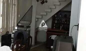 Imagem: Casa à venda, 2 quartos, 2 suítes, 1 vaga