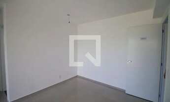 Imagem 3: Apartamento para Aluguel - Del Castilho, 2 Quartos, 49 m2