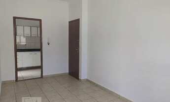 Imagem 2: Apartamento para Aluguel - Santa Mônica, 2 Quartos, 48 m2