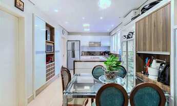 Imagem 6: Linda casa com piscina em frente ao Farroupilha