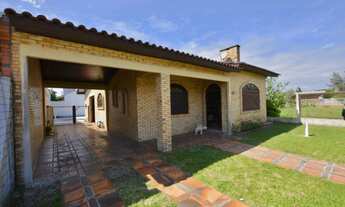 Imagem: Casa de 3 dormitórios à Venda - Xangri-lá