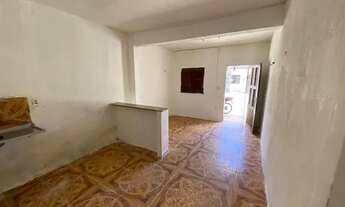 Imagem 5: Casa para aluguel com 55 metros quadrados com 2 quartos em Granja Portugal - Fortaleza - C