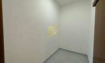 Imagem 5: Casa de condomínio para aluguel possui 242 metros quadrados com 3 quartos