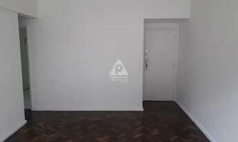 Imagem 3: Siqueira Campos junto metrô excelente apartamento 77m2 sala 2 quartos dependência revertid