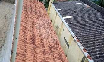 Imagem 3: Atenção Construtores - 3 casas em terreno aclive com entrada para 2 ruas em Vila Paulistan