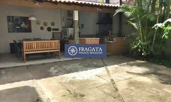 Imagem 2: Casa à venda no Bairro do Pacaembu, com 441m² de terreno e 311m² de construção, 4 quartos