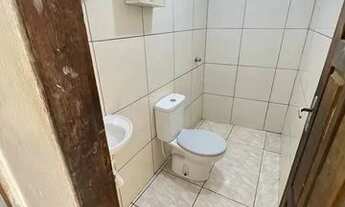 Imagem 3: Casinhas na ilha do bispo (leia a descrição