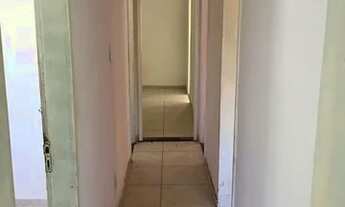 Imagem 4: Casa para venda possui 525 metros quadrados com 3 quartos em Laranjal - São Gonçalo - RJ