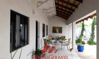 Imagem: Casa com 4 quartos - Bairro Jardim Shangri-La